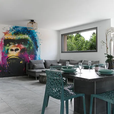 Villa-spa Prive, Jacuzzi, Piscine Chauffee Holiday home *