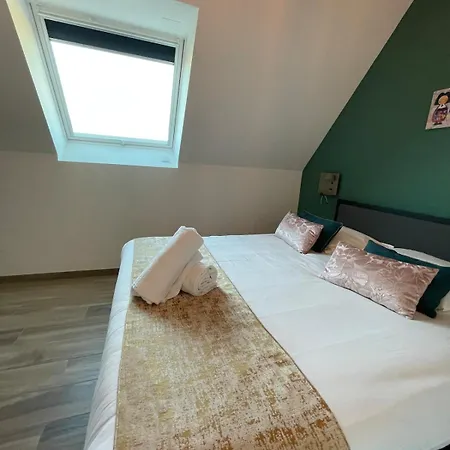 Holiday home Villa-spa Prive, Jacuzzi, Piscine Chauffee *